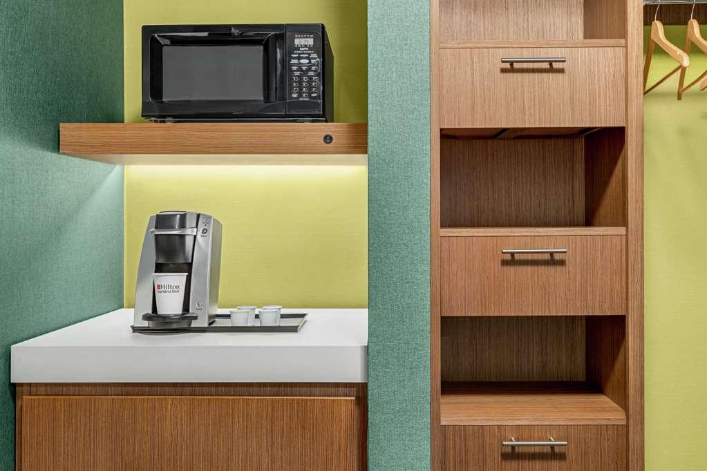 Hilton Garden Inn Kitchener/Кеймбридж Стая снимка