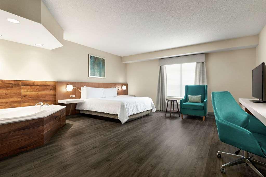 Hilton Garden Inn Kitchener/Кеймбридж Стая снимка