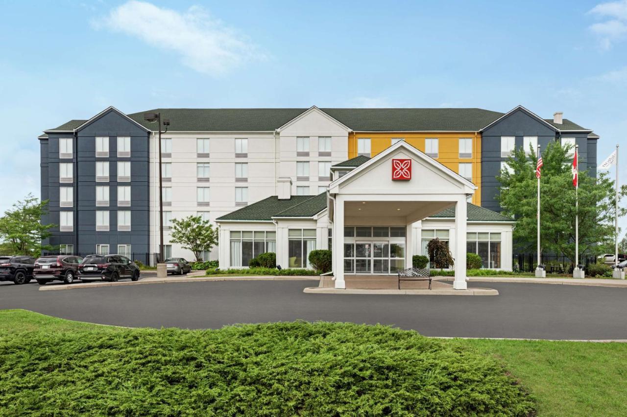 Hilton Garden Inn Kitchener/Кеймбридж Екстериор снимка
