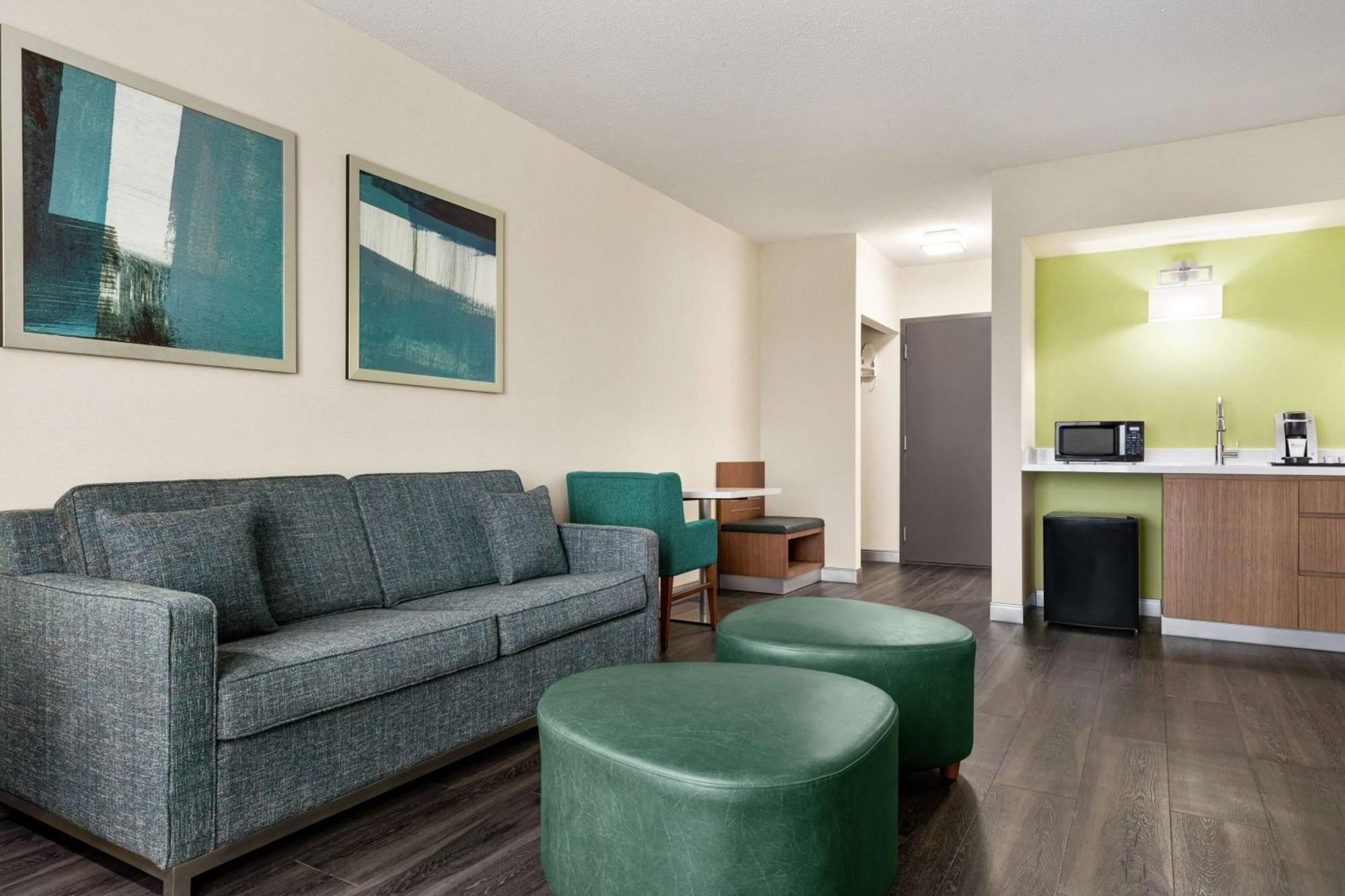 Hilton Garden Inn Kitchener/Кеймбридж Екстериор снимка