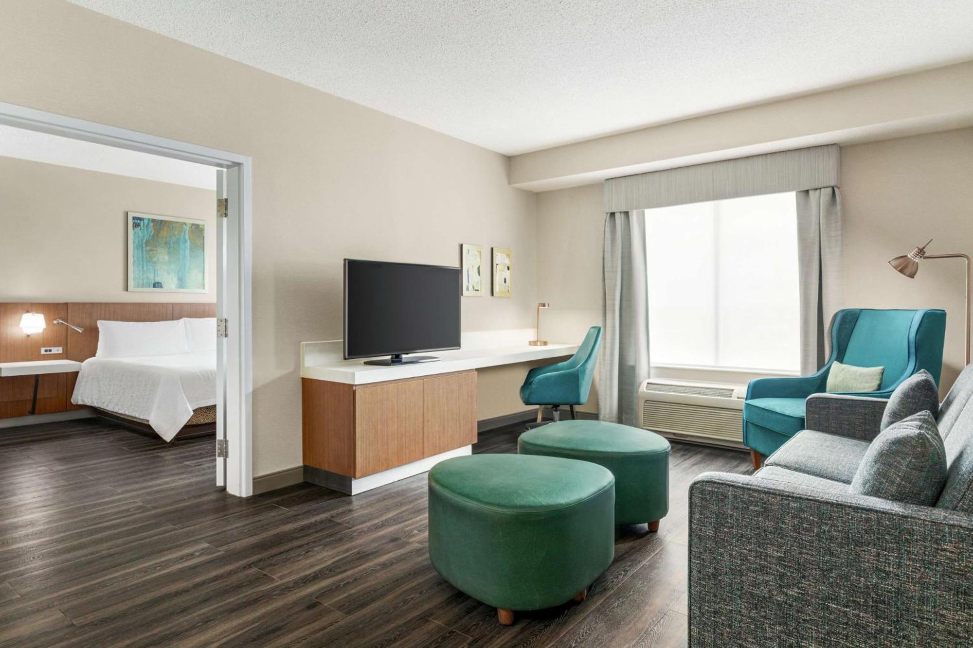 Hilton Garden Inn Kitchener/Кеймбридж Екстериор снимка