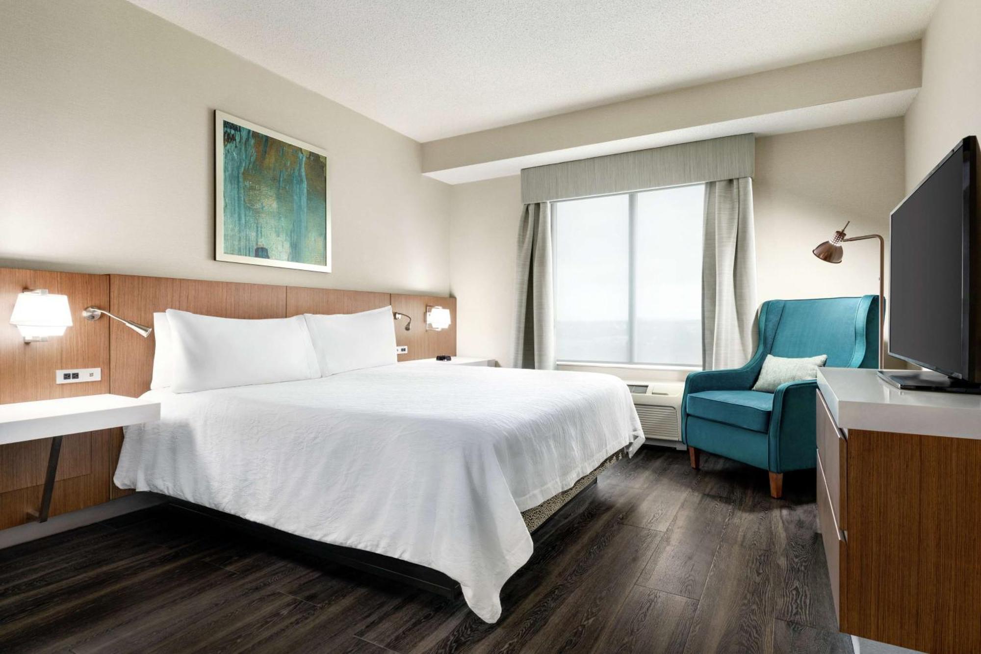 Hilton Garden Inn Kitchener/Кеймбридж Екстериор снимка