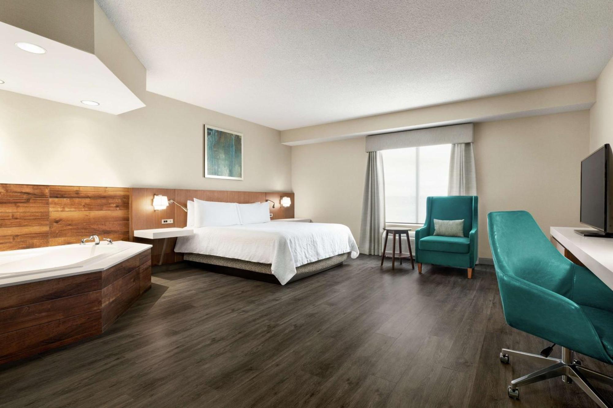 Hilton Garden Inn Kitchener/Кеймбридж Екстериор снимка