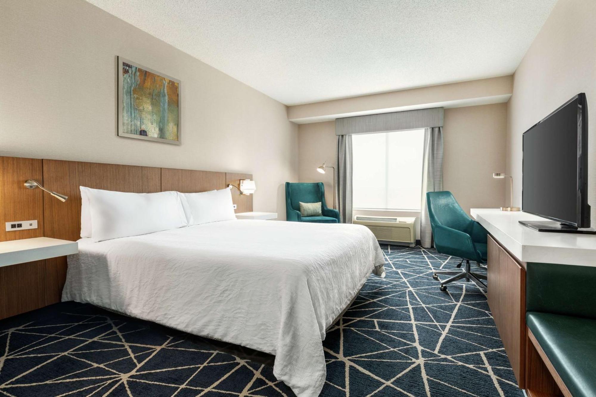 Hilton Garden Inn Kitchener/Кеймбридж Екстериор снимка